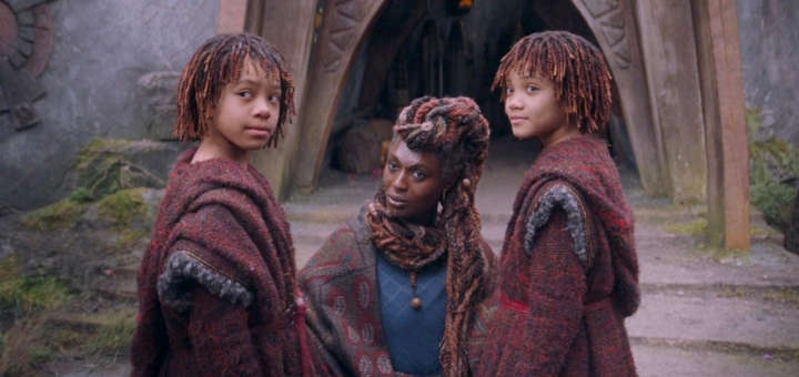 Osha (Lauren Brady), Aniseya (Jodie Turner-Smith) y Mae (Leah Brady).